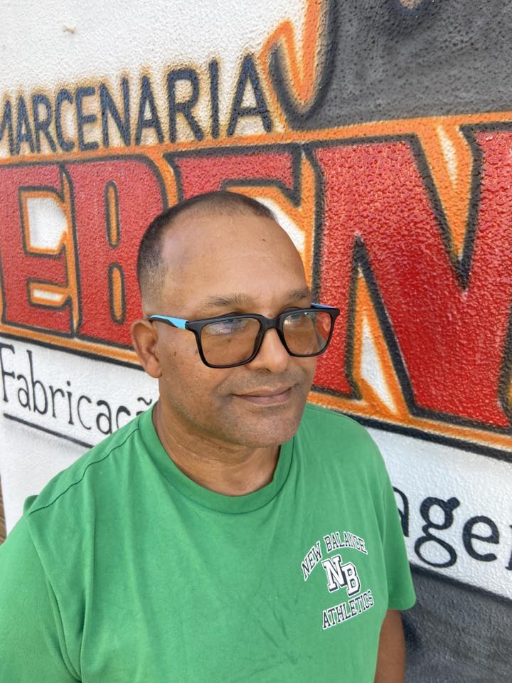 William Rodrigues — Mestre marceneiro